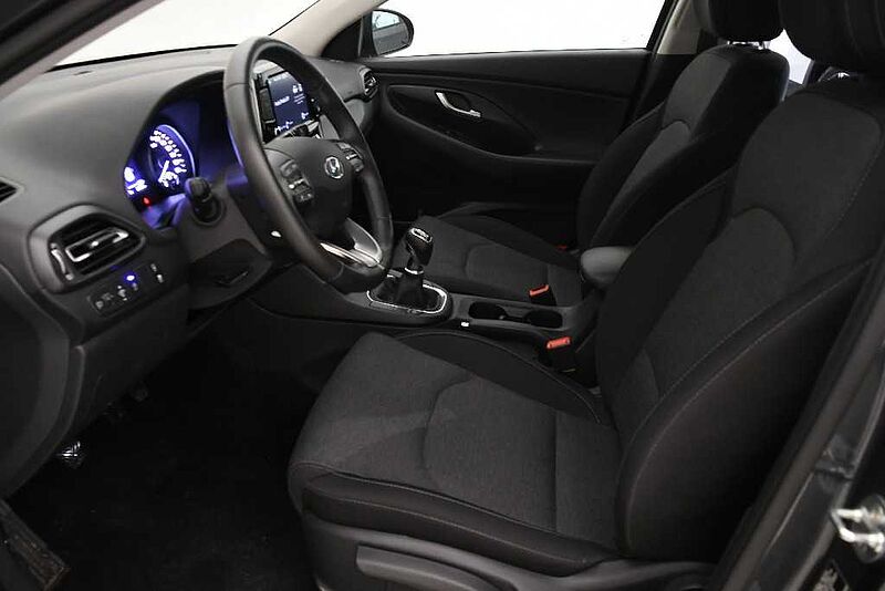 Hyundai i30 1.0 TGDI Klass LR 48V 120